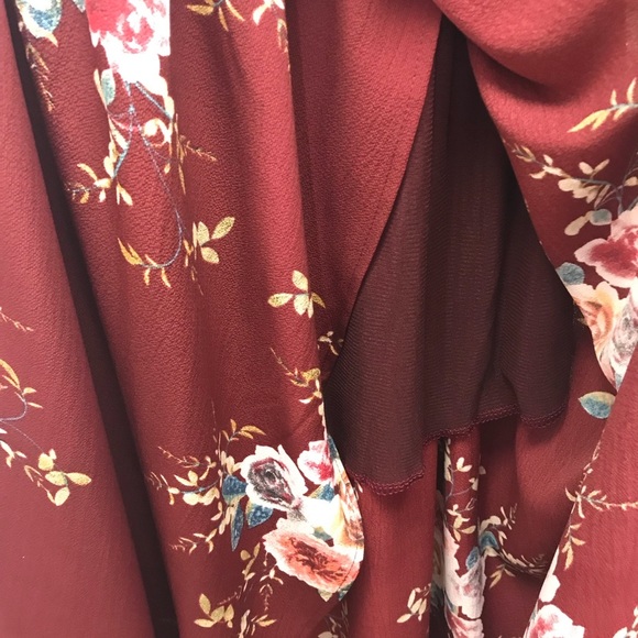 Floral High Low Off-Shoulder Dress - Picture 7 of 7